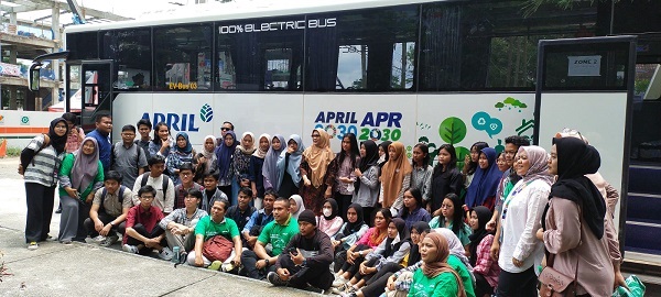 Tekan Emisi, PT RAPP Operasikan 6 Unit Bus Listrik